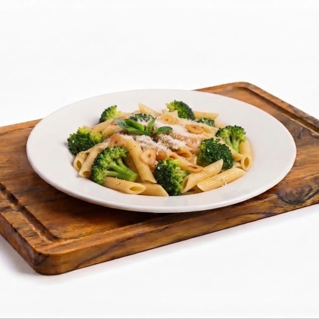 Penne with Broccoli, Garlic & Oil.