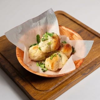 Garlic Knots